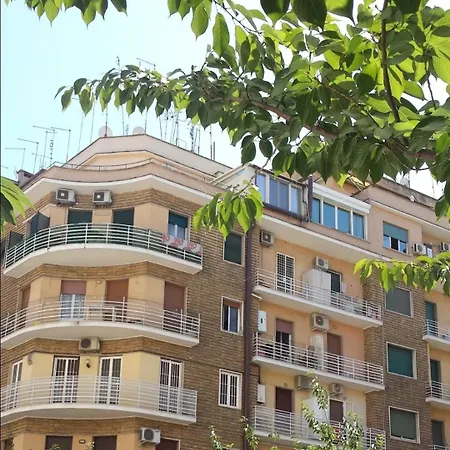 Peoniamaximahouse -piazza Bologna- Roma
